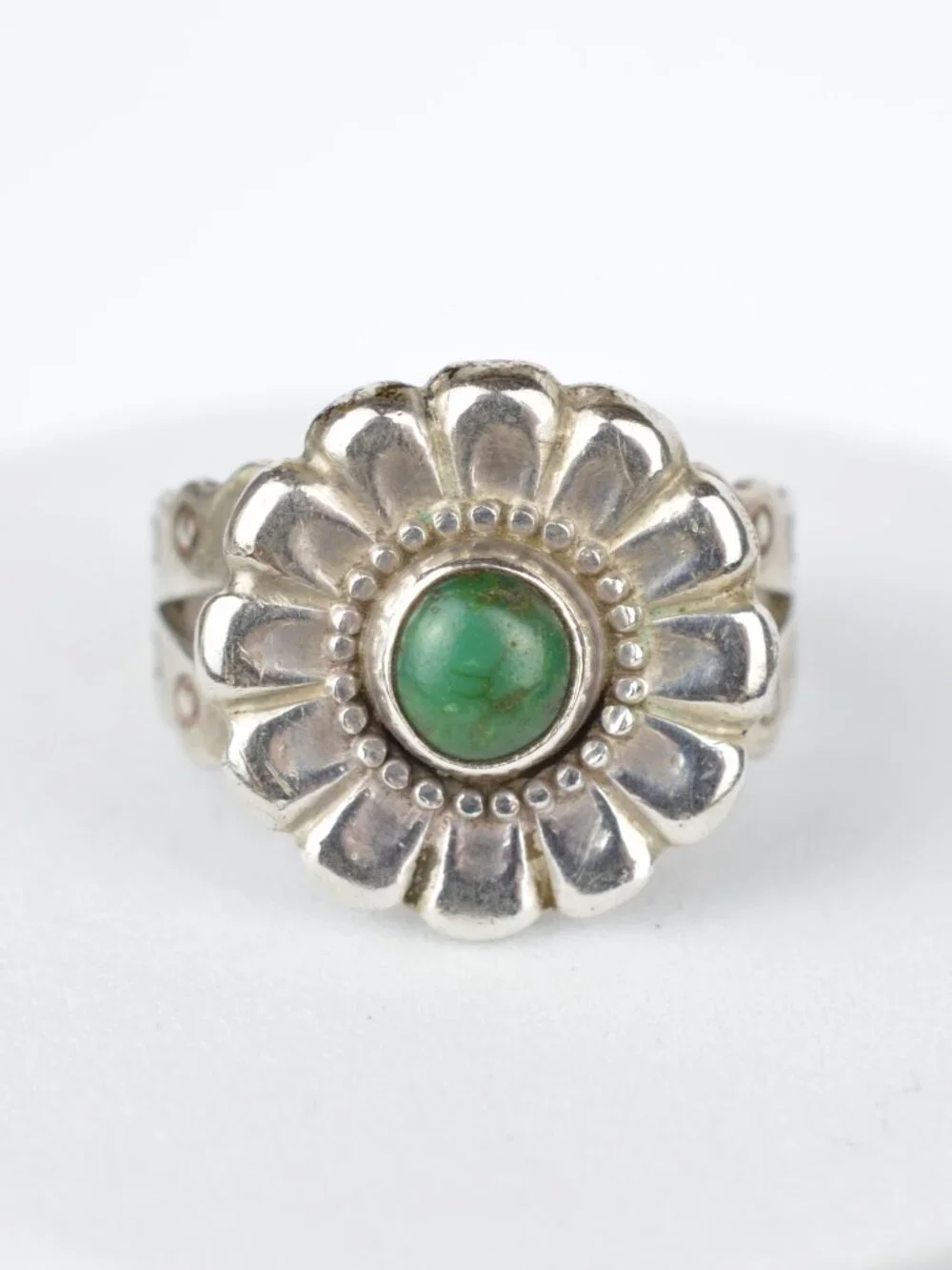 Vintage Sterling Silver Green Turquoise Flower Ring Size 5.25 Southwestern